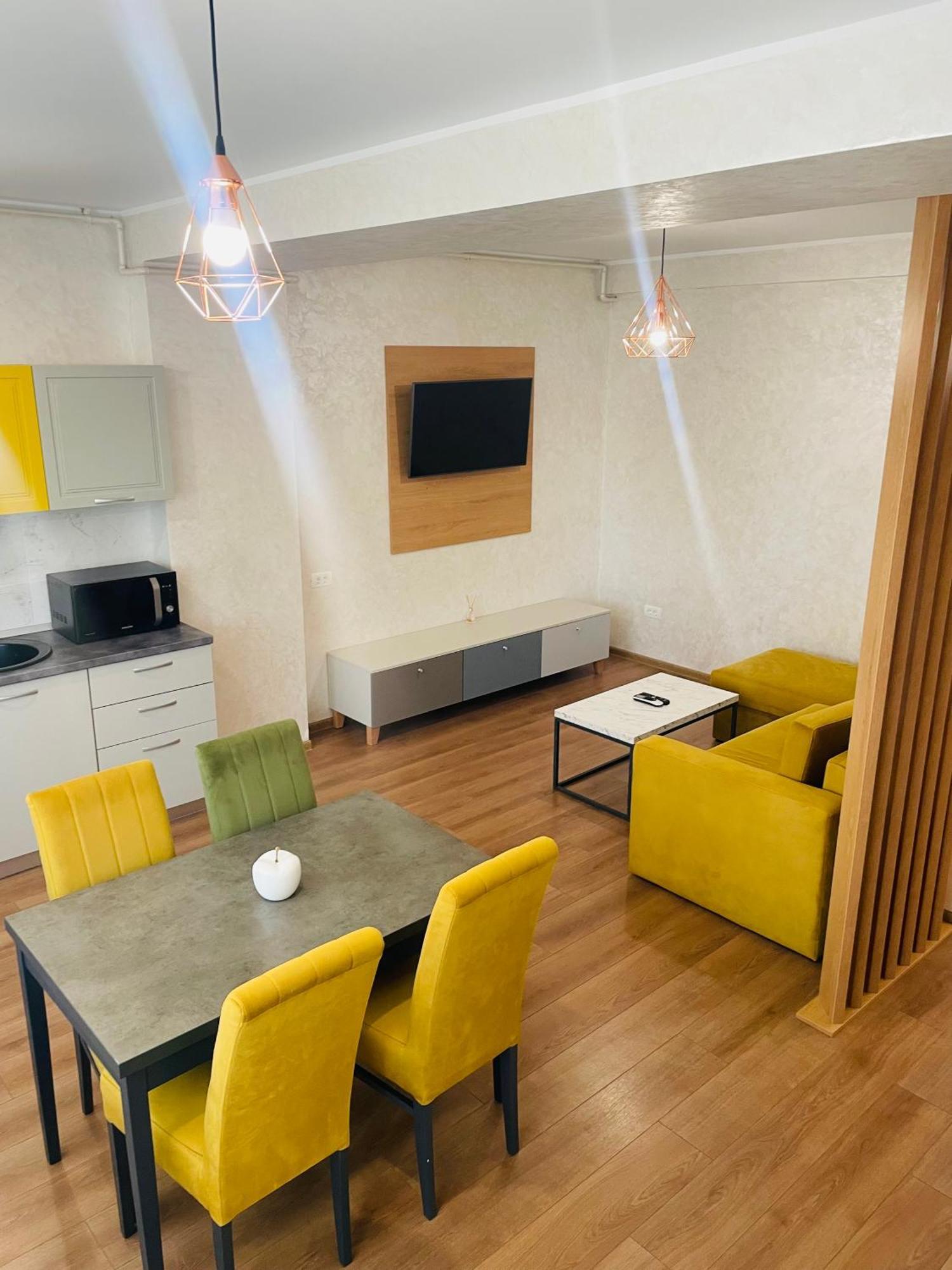 Apartament Myamar Solid Butoaie *