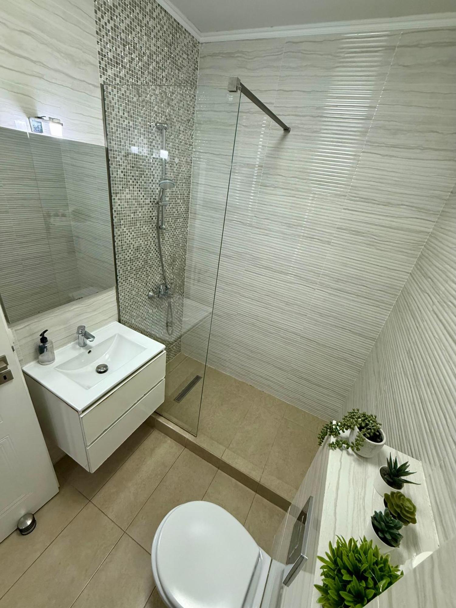 Myamar Premium Mamaia