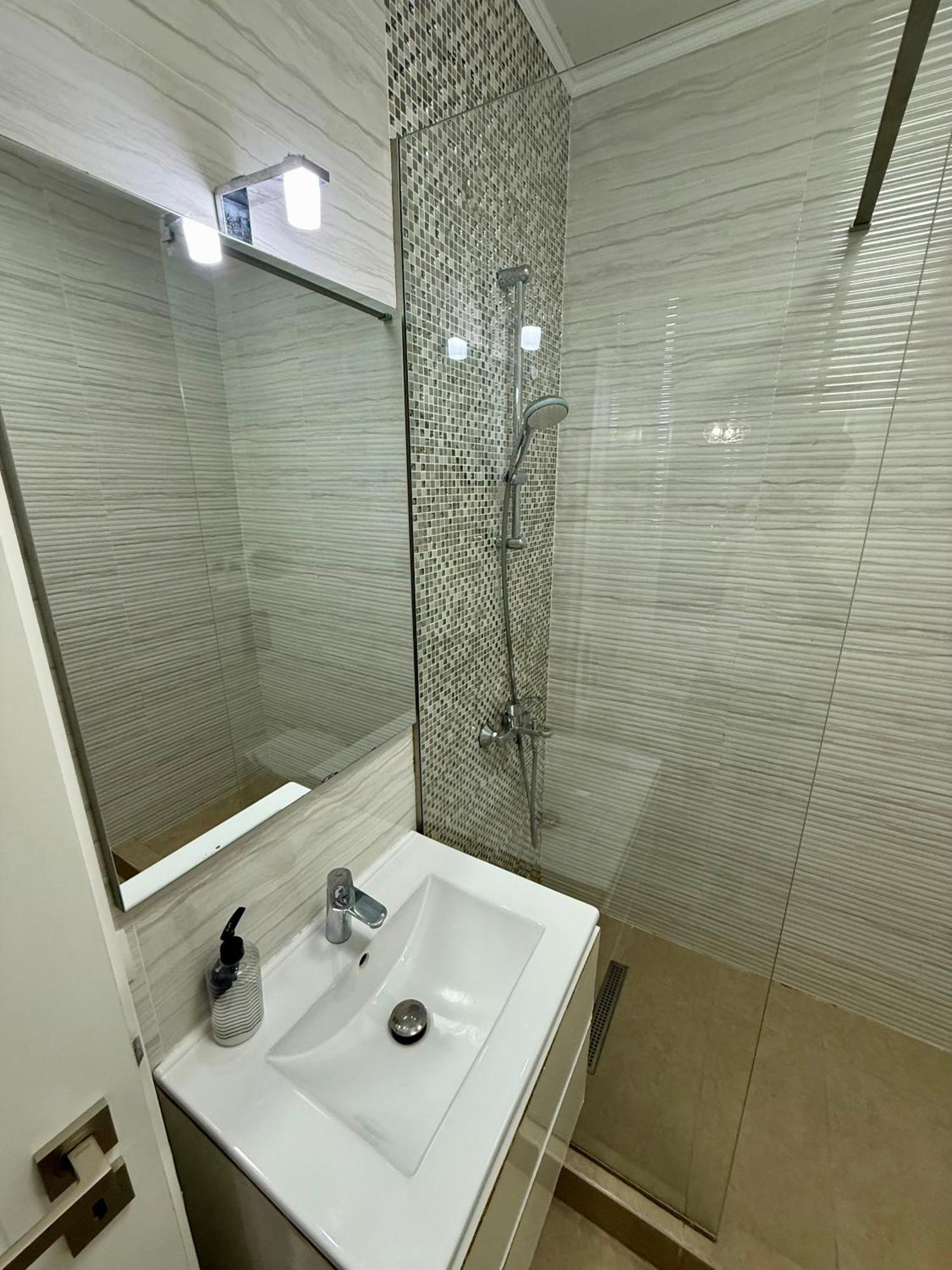 Myamar Premium *