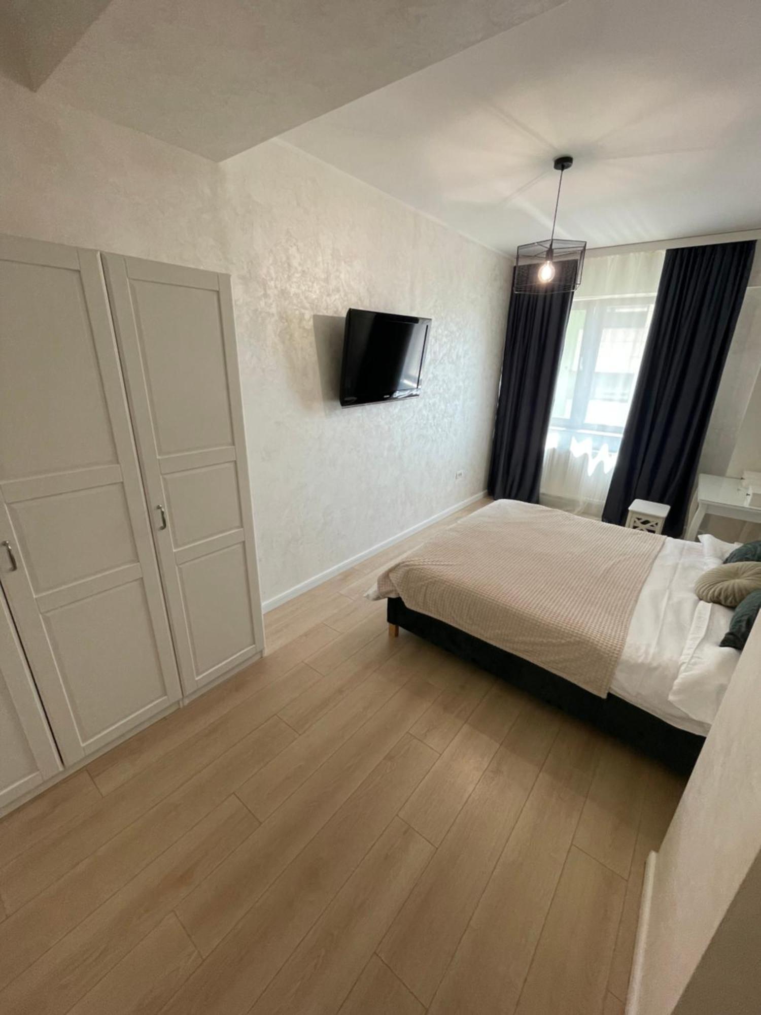 Apartament Myamar Solid Butoaie