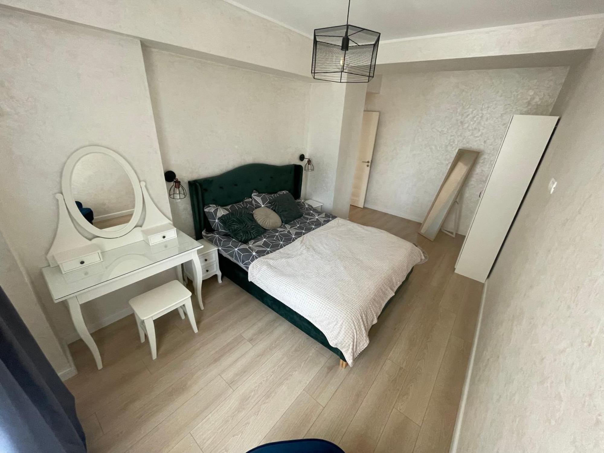 Myamar Solid Butoaie Mamaia