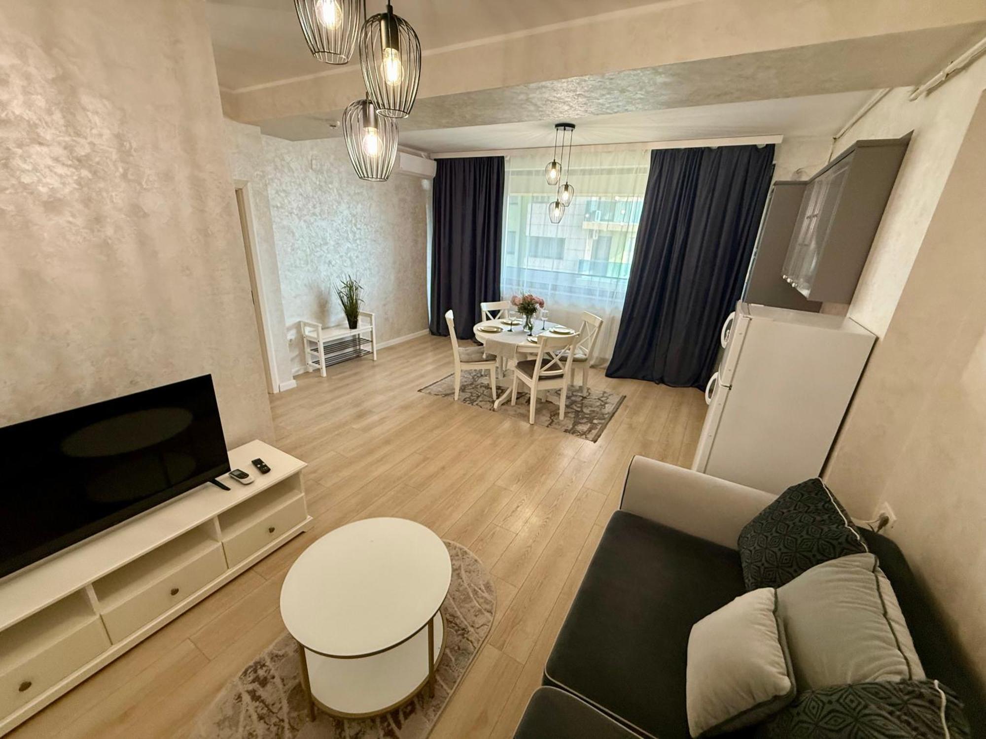 Myamar Solid Butoaie Mamaia